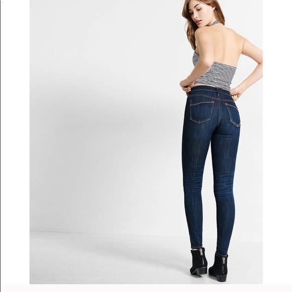 NEW Express Dark Cropped High Rise Jeans Raw Hem - Picture 2 of 8